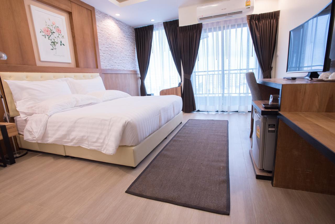 Triple B Boutique Residence Сирача Экстерьер фото