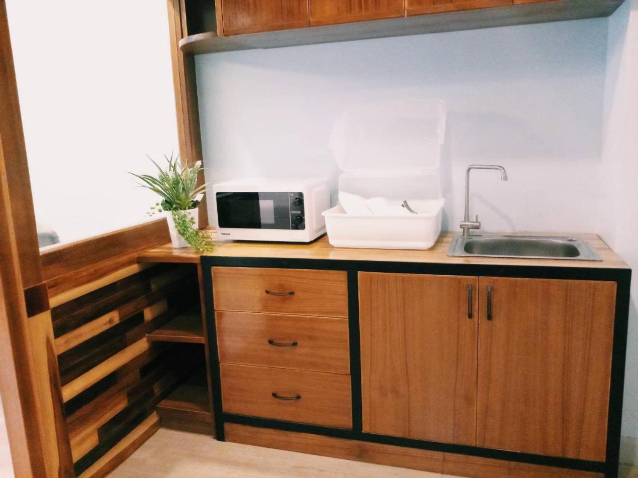 Triple B Boutique Residence Сирача Экстерьер фото